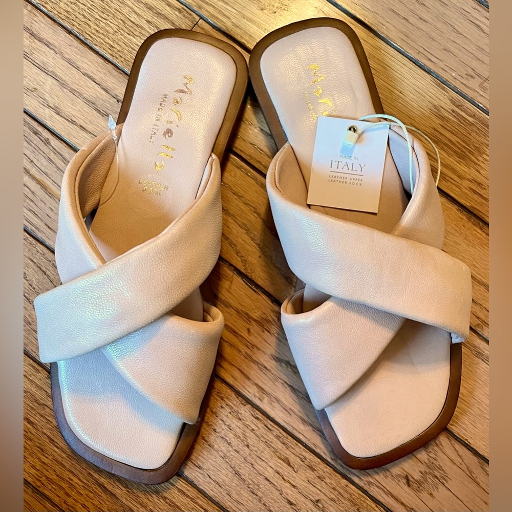 Mariella! Italian leather”tan slide-women’s size-7.5